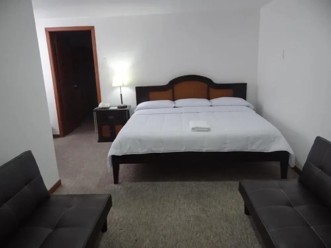 Deluxe Suite