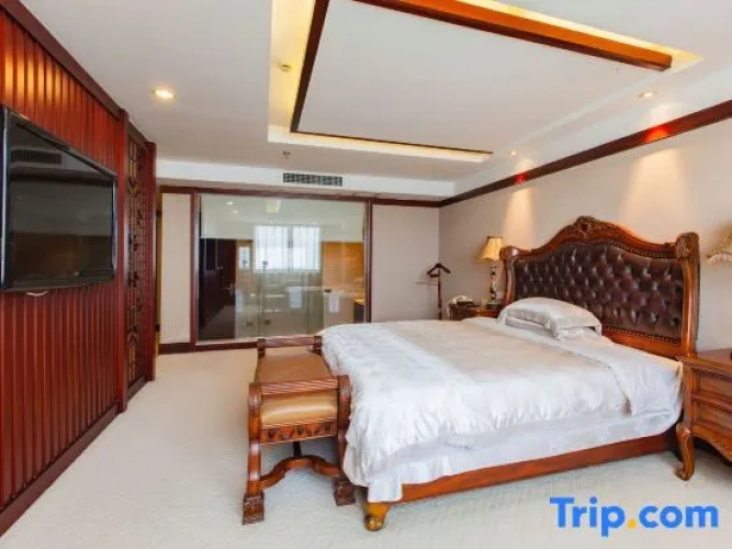 Deluxe Double Suite