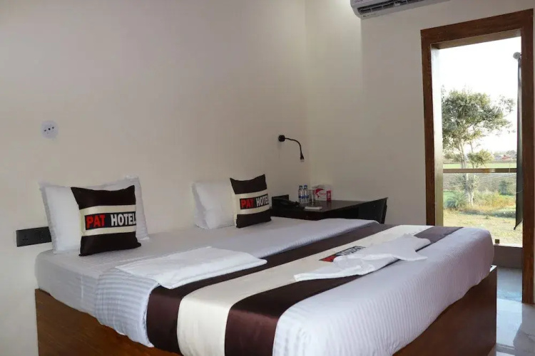 Pat Hotels