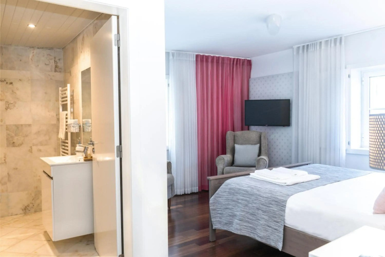 Chiado Patio Apartment Rentexperience