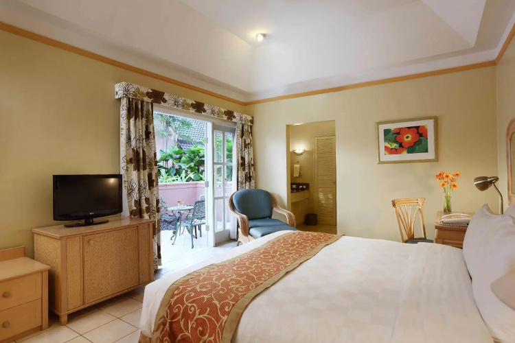 Aryaduta Lippo Village