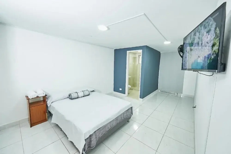Casa Host 72