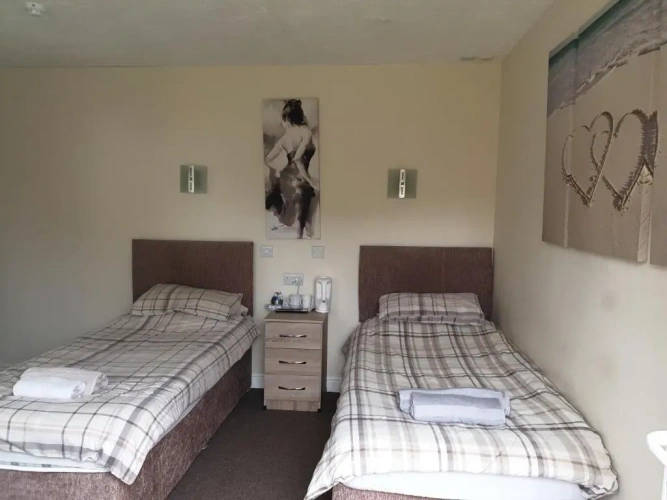 Standard Twin room