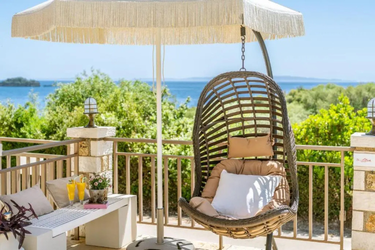 3 Aktes Resort