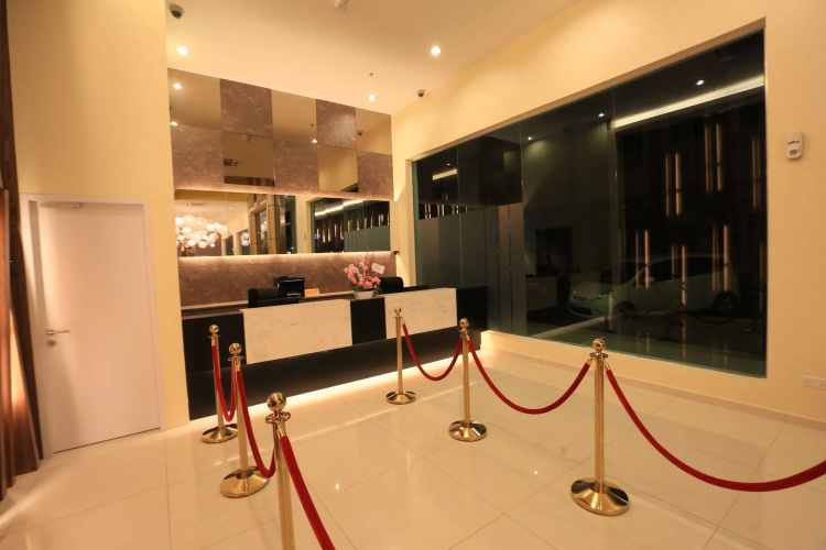 Supreme Hotel