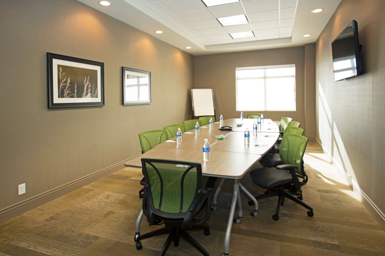 Wingate by Wyndham Calgary Airport photo 13