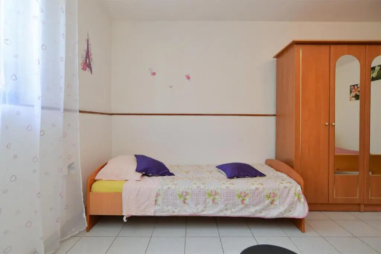 Apartment Dulijana 2042