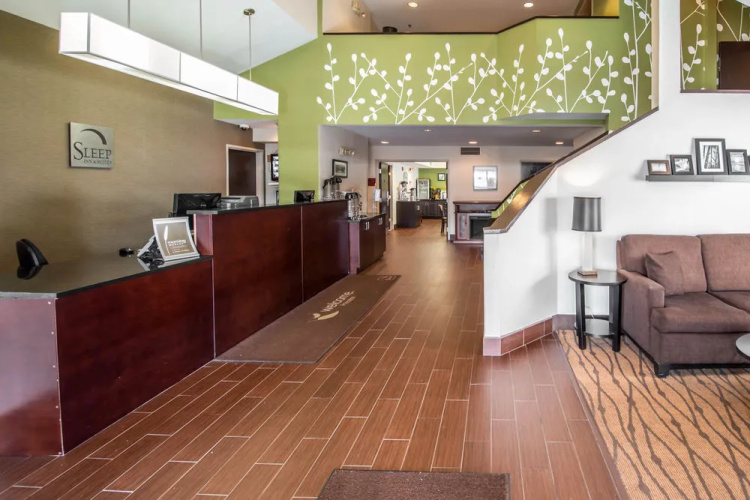Sleep Inn & Suites