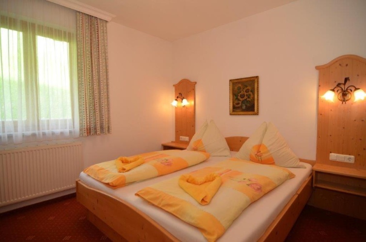 1 Bedroom Apartment with balcony
