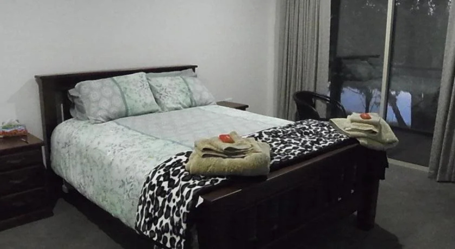 Curdievale Riverfront Lodge