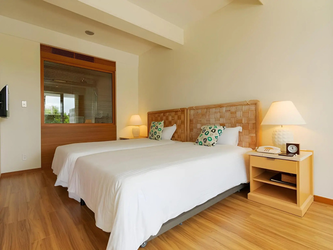 The Moon Beach Museum Resort