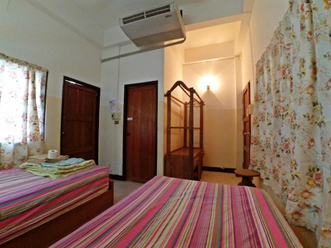 Economy Twin room