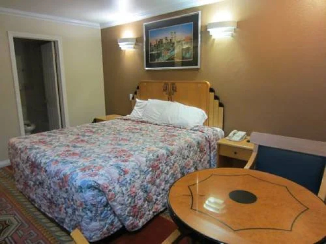 Sunrise inn