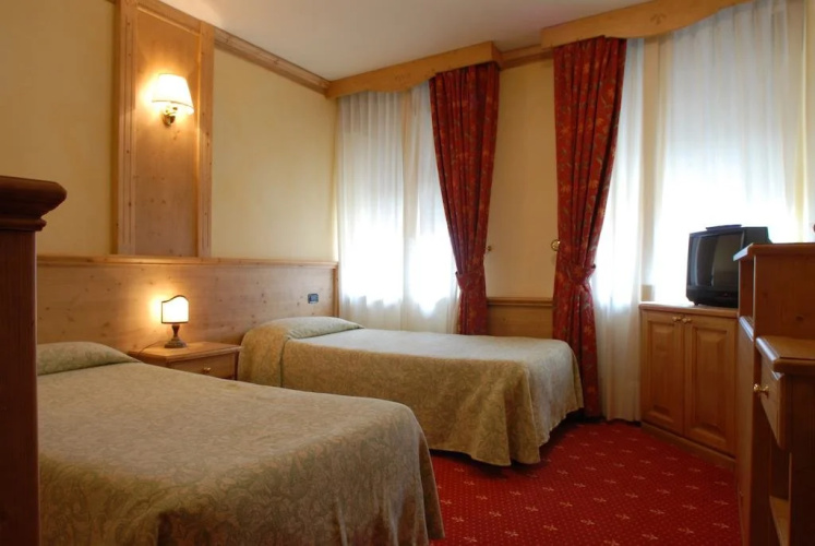Hotel Alpi