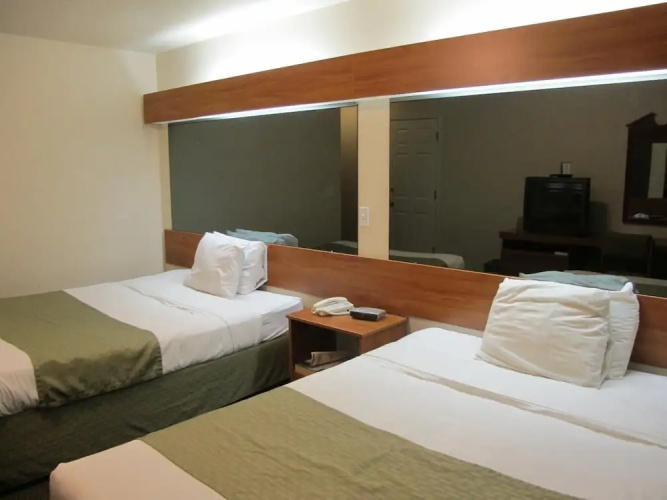 Microtel Inn & Suites Anchorage Area Eagle River