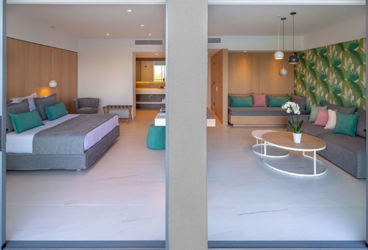 Suite with sea view