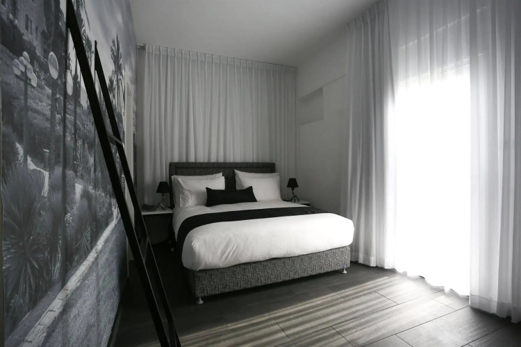 Dizengoff Avenue Hotel