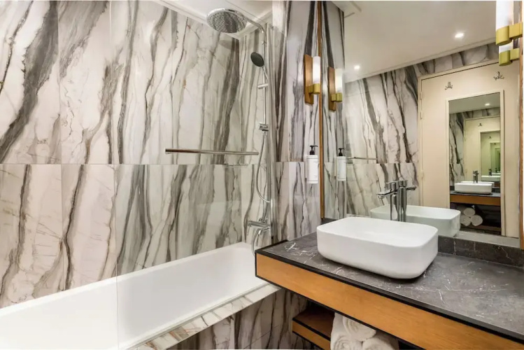 Merveil Luxury Suites - Bourse I-II