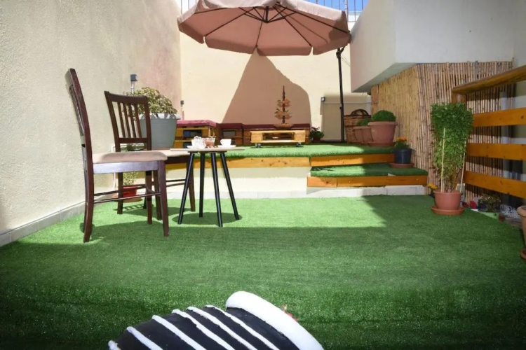 Little Yard Studios & Apartments #5 Budget Studio