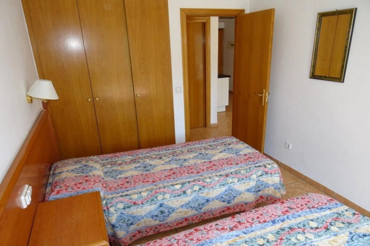 Apartamentos Blanco y Negro