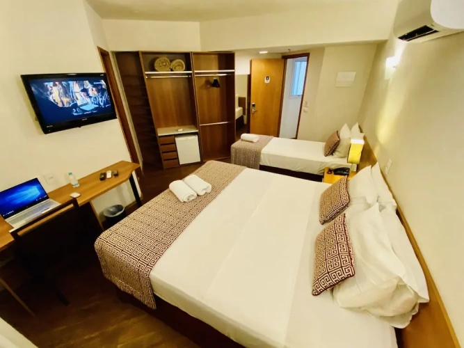 Standard Triple room