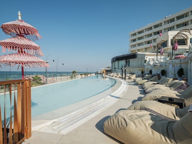 On Hotels Oceanfront - Adults Only photo 33