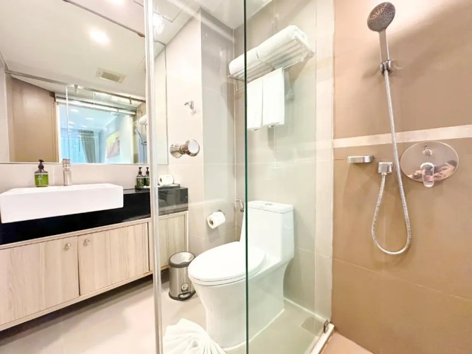 Deluxe Twin room with balcony