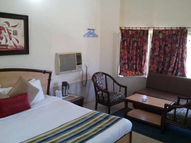 Hotel Karnavati