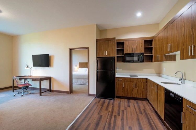 1 Bedroom Suite