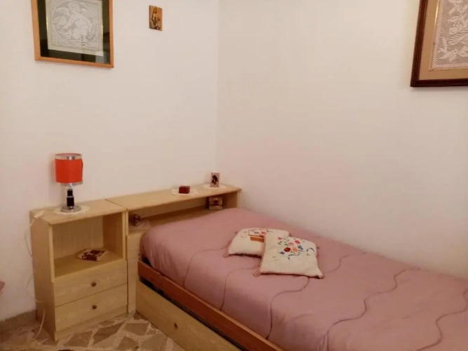 2 Bedrooms Cottage