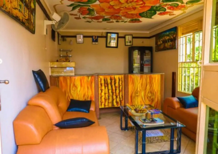 Merona Hotel