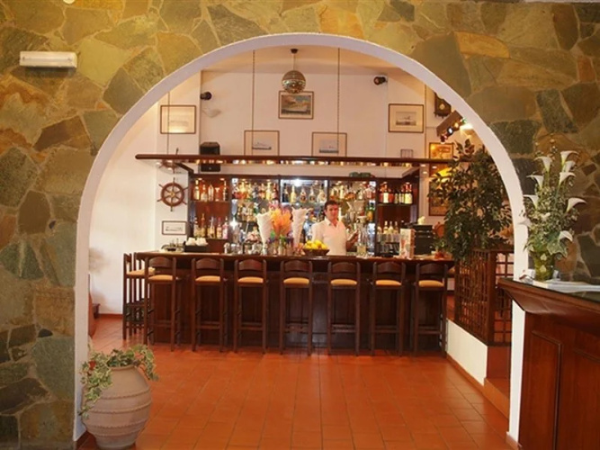 Blue Island Hotel