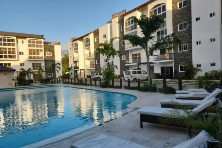 2 Bedrooms Apartment