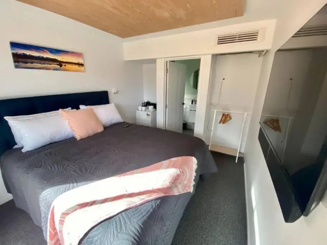 Clever Cube - Amazing Alpine Studio Unit (Adults Only)