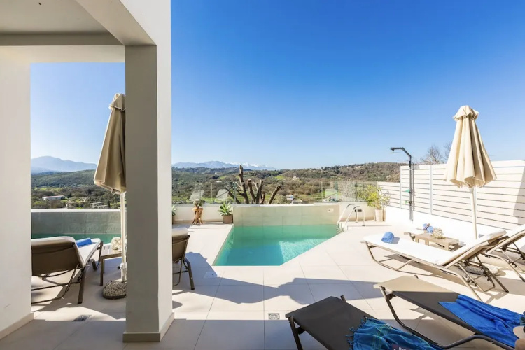 Three Moirai Villa With 2 Heated Pools