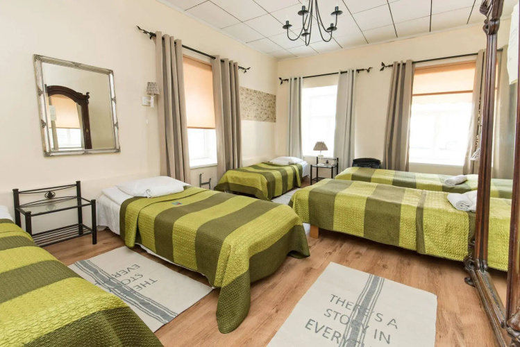 OldHouse Hostel