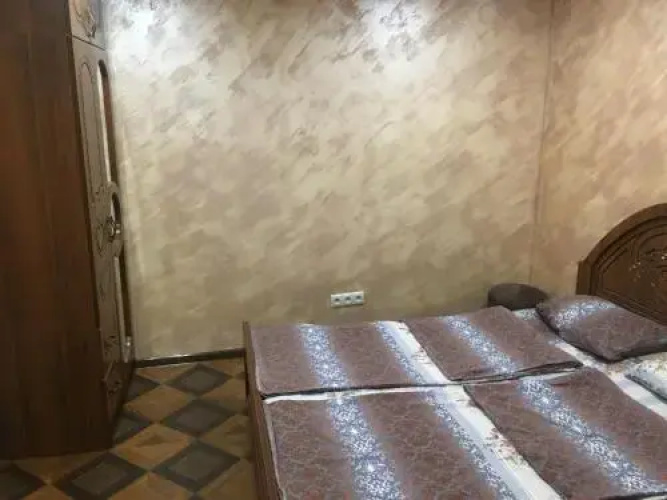 3+2 Dilijan Rest House