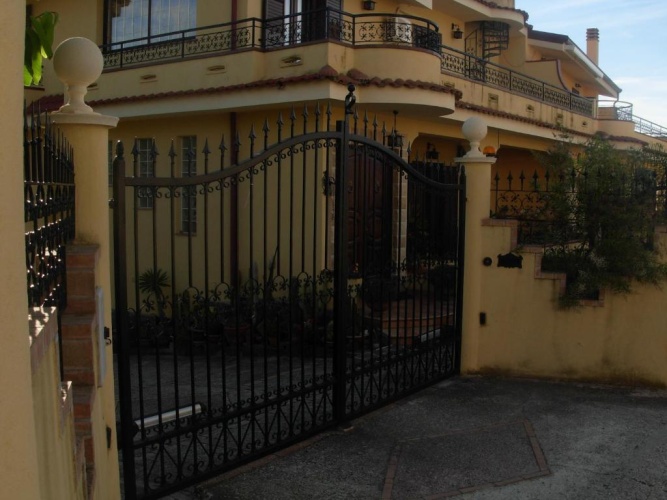 Deluxe room with balcony and with view