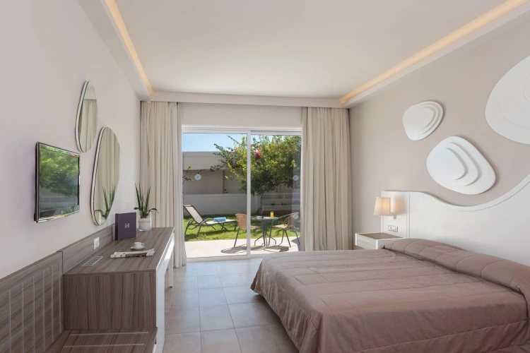 Double room with garden view