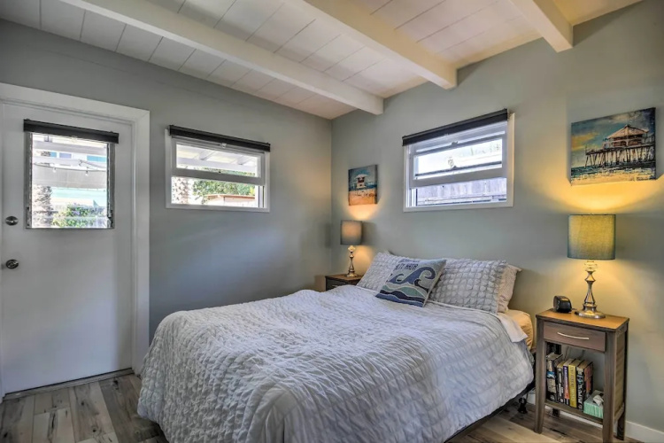 Remodeled Ventura Beach Home With Yard & Fire Pit!