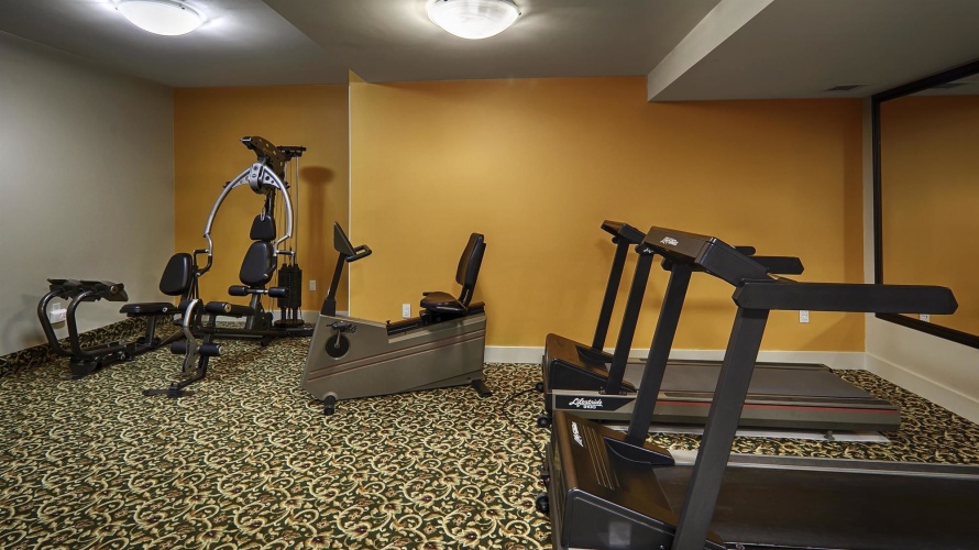 Best Western Peace Arch Inn photo 21
