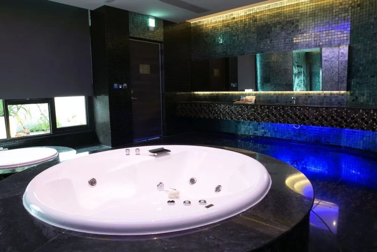 Presidential Suite with balcony