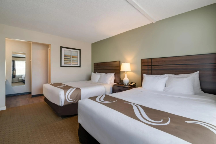 Quality Inn & Suites Auburn I-95