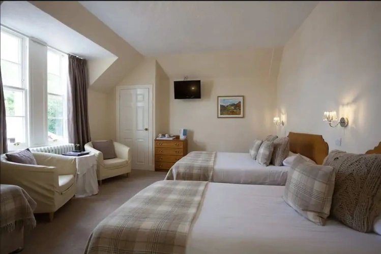 Superior Quadruple room