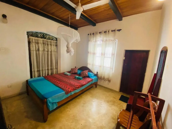 colonial bungalow