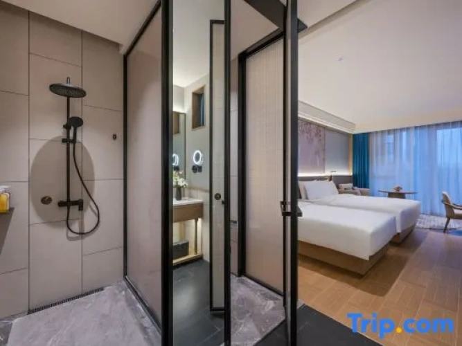 Standard Twin Family room