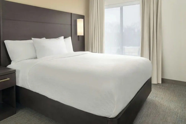 Residence Inn Detroit Dearborn