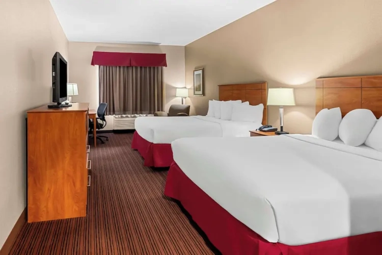 Standard Quadruple room
