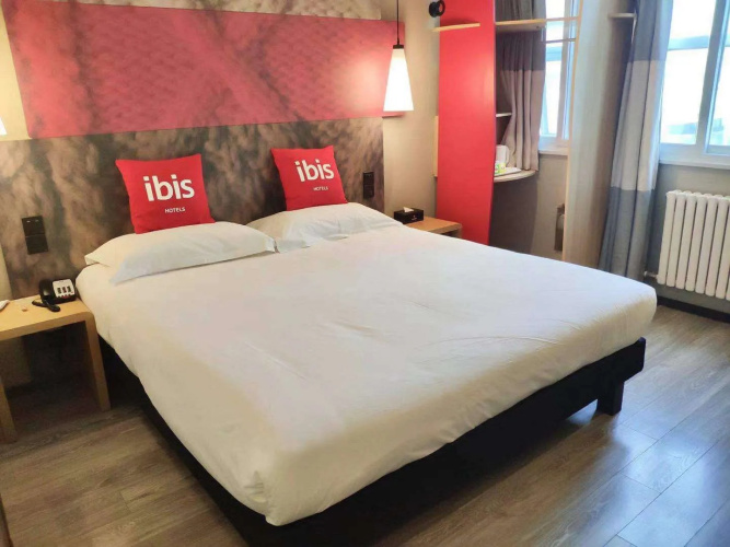 ibis Shenyang north station
