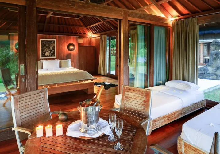 Villa Les RizieresOver view